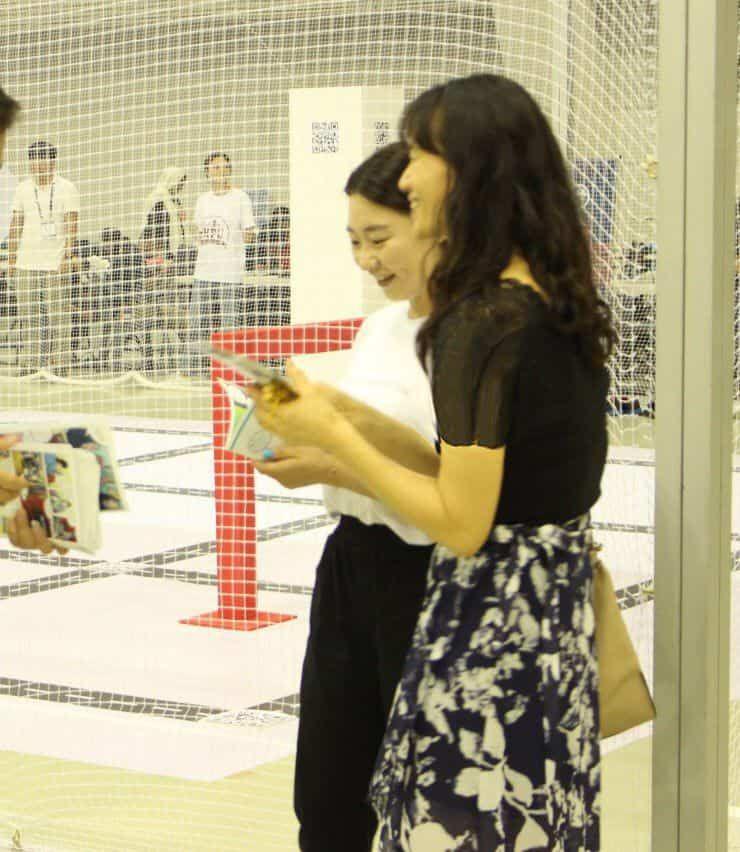 توزیع کمیک استریپ های اسلام کمیکز در مسابقات رباتیک کره جنوبی